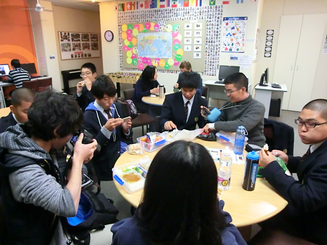 33 cyuusyokuharanntibokkusuwojisann.JPG