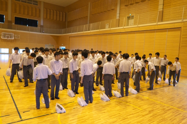 DSC00527-2.jpg